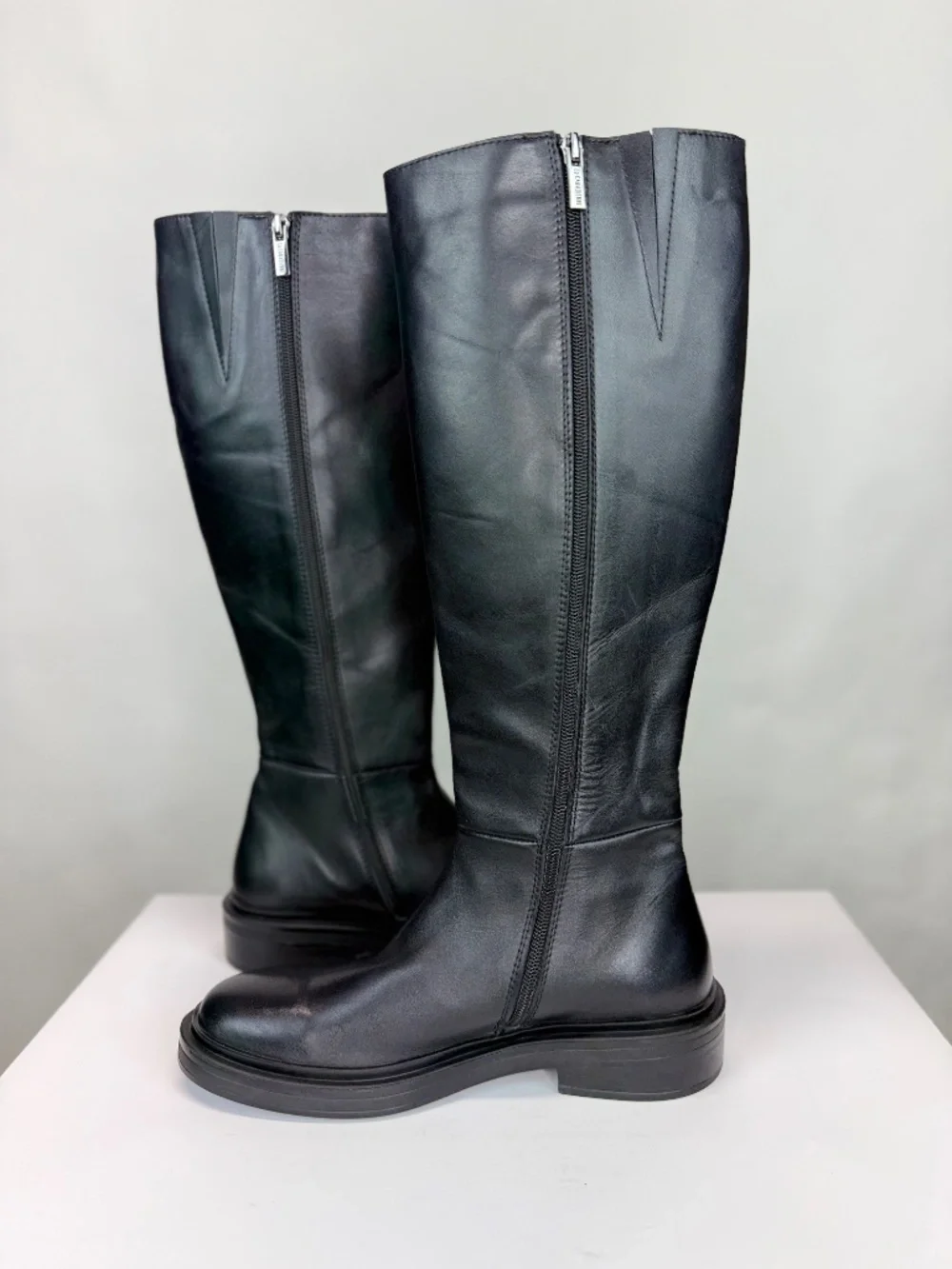 La CANADIENNE Black Leather Over-the-Knee Riding Boots